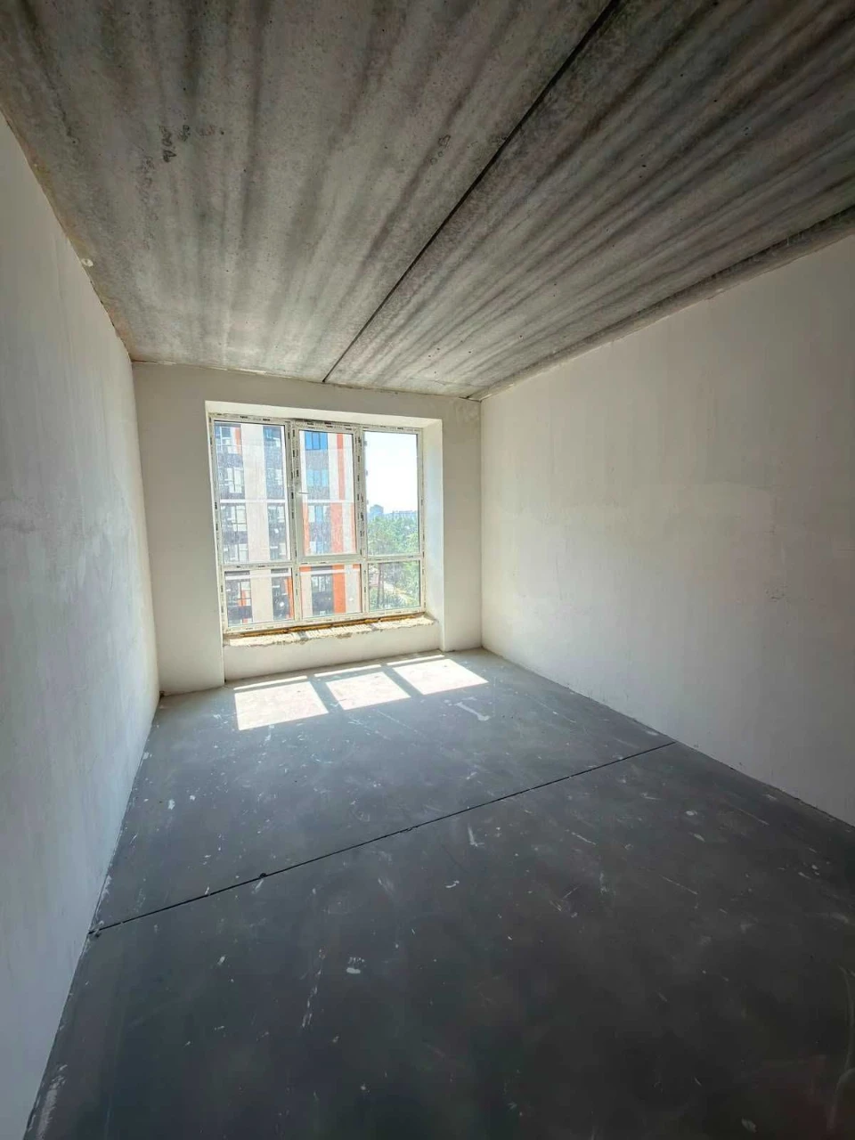 Urgent sale! Spacious apartment in Irpin. Very convenient location
