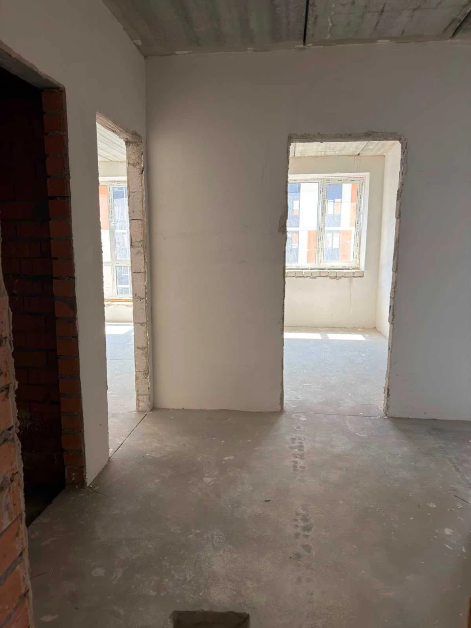 Urgent sale! Spacious apartment in Irpin. Very convenient location