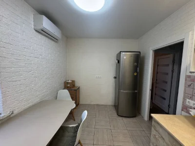 Selling 2-bedroom apartment in Irpin, Central Park!