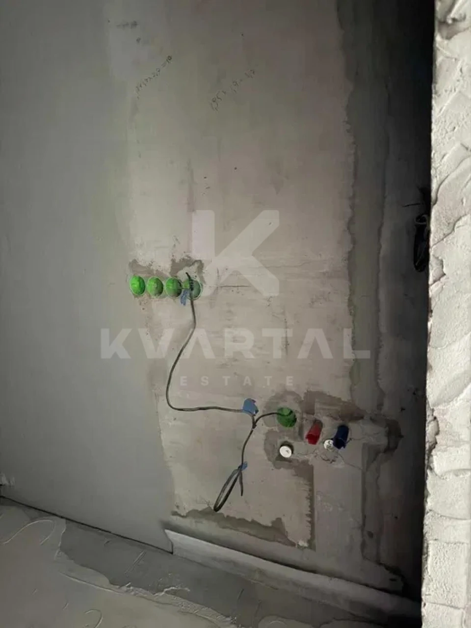Apartment with unfinished renovation in Irpin. Excellent offer