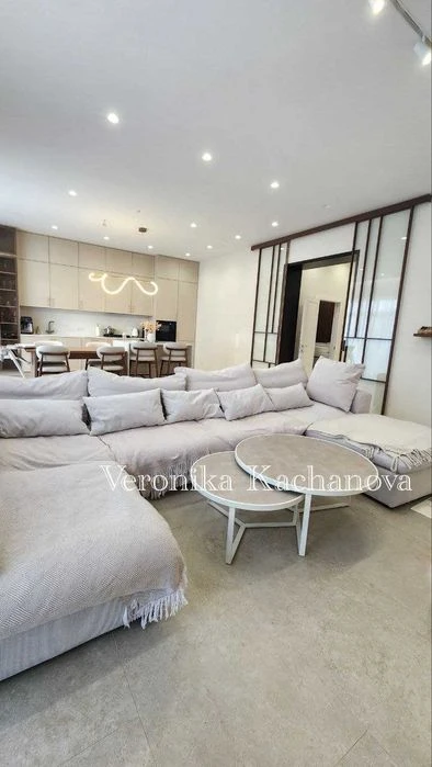 Urgent sale of a NEW house in Sauvignon