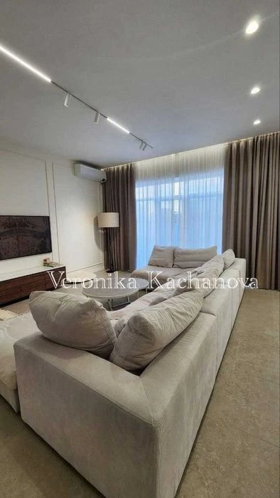 Urgent sale of a NEW house in Sauvignon