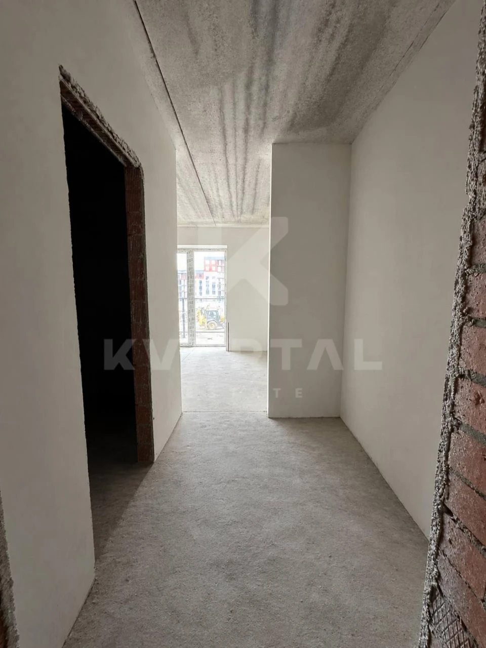1 кімнатна квартира - студія 23 м²  з готовою стяжкою та шту