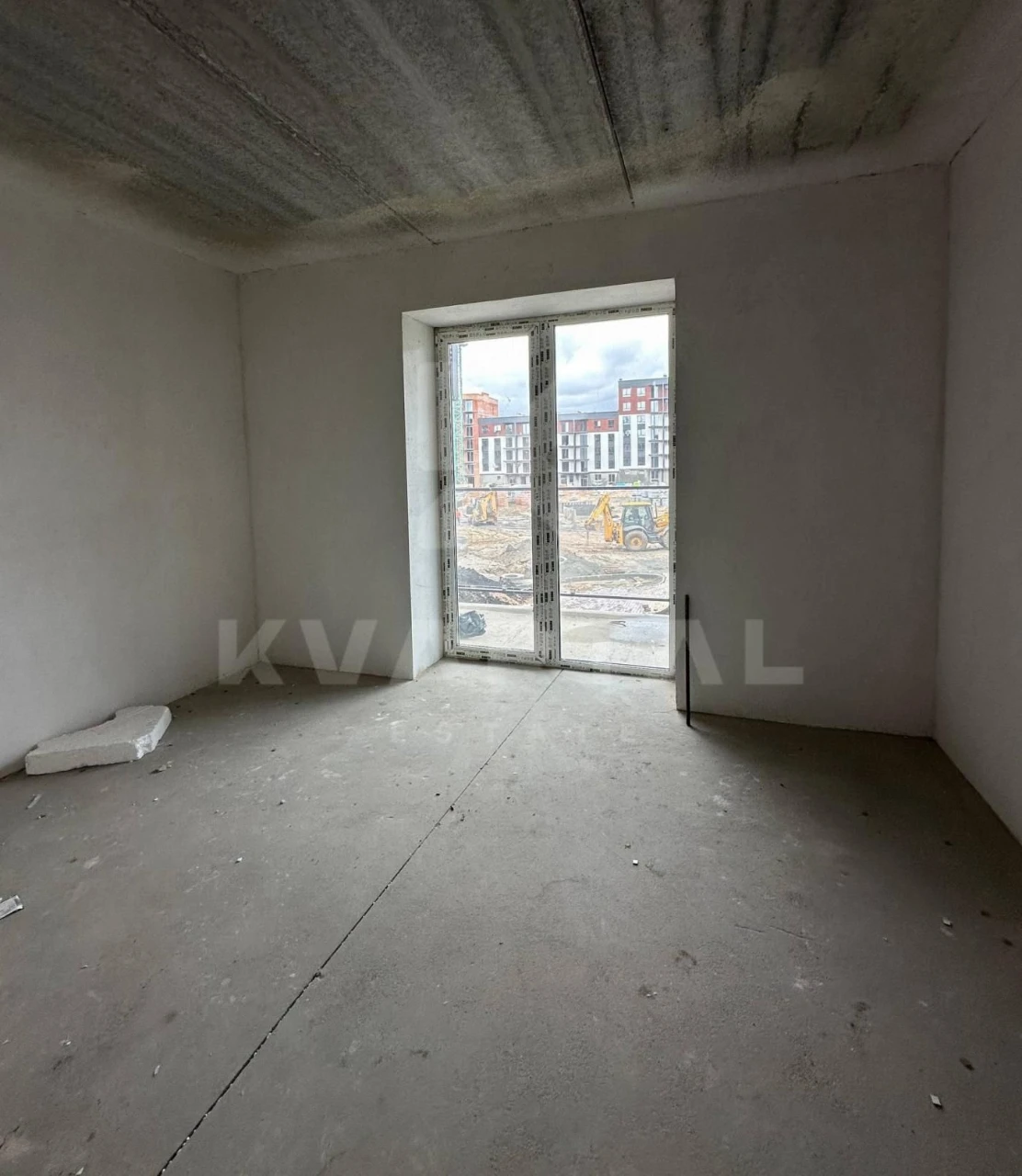 1 кімнатна квартира - студія 23 м²  з готовою стяжкою та шту