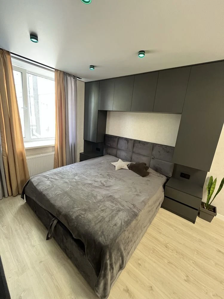 Luxury 2-bedroom apartment with renovation in Irpin. State programs