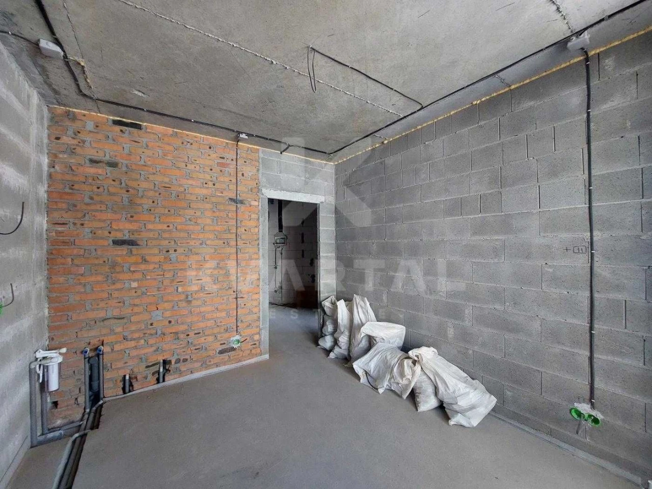Apartment with partial renovation in Synergy City, Irpin, Yoselya