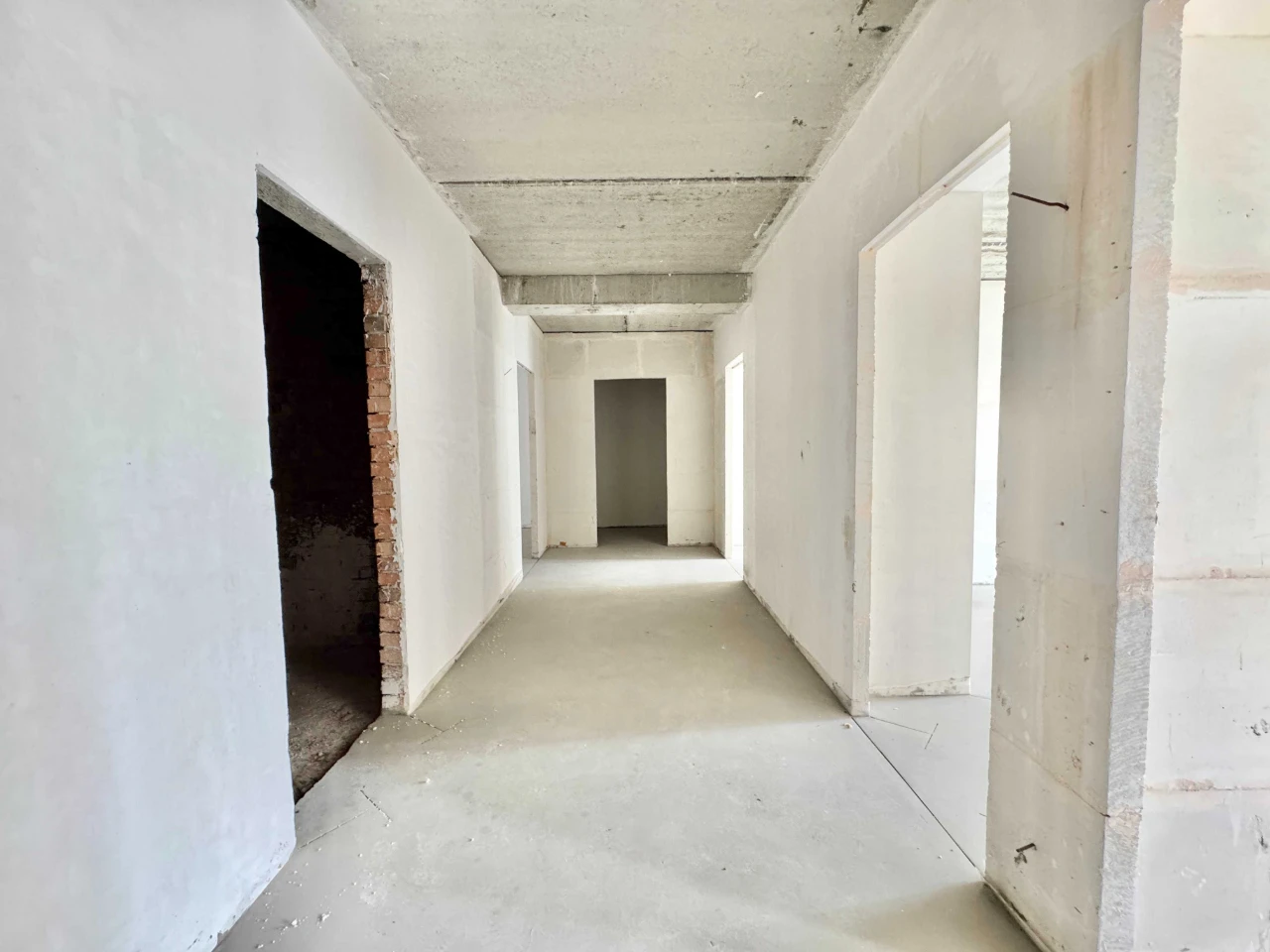 3к квартира 105м²| центр міста, через дорогу парк|сертифікат
