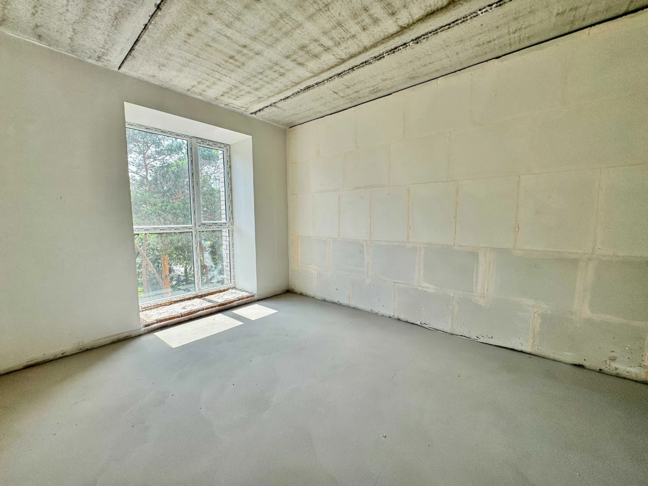 3к квартира 105м²| центр міста, через дорогу парк|сертифікат