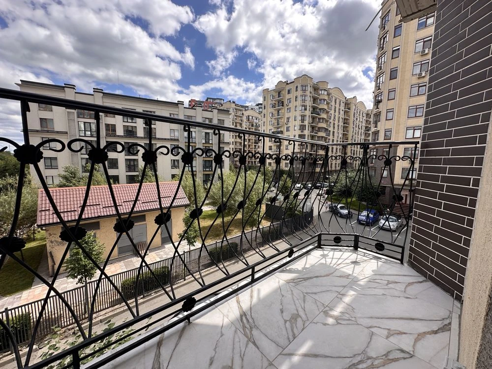 Apartment with renovation | Irpin | 39.5 sq.m, 3rd floor |