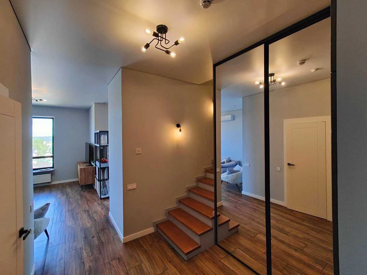 Apartment in the Jutlandia Residence complex with gas, 3 rooms, renovated. 2% closing fee