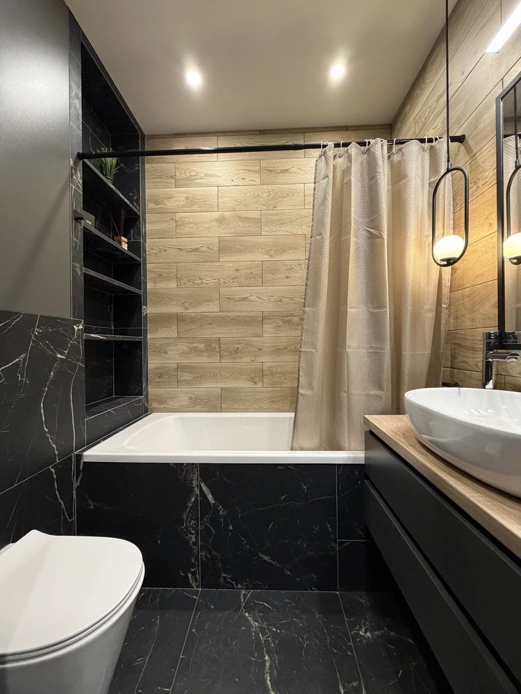 Spacious 2-bedroom apartment with designer renovation | Irpin | m