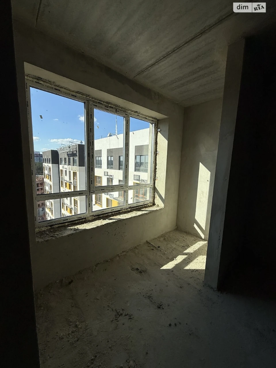Sale Apartment Romaniyka