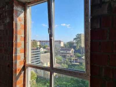 One-bedroom apartment! Gas, 40 sq.m., kitchen-living room, ready documents,
