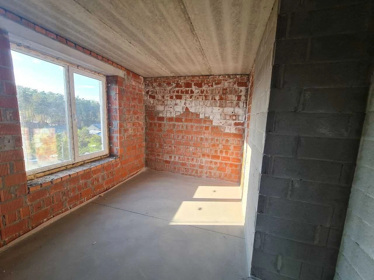 One-bedroom apartment! Gas, 40 sq.m., kitchen-living room, ready documents,