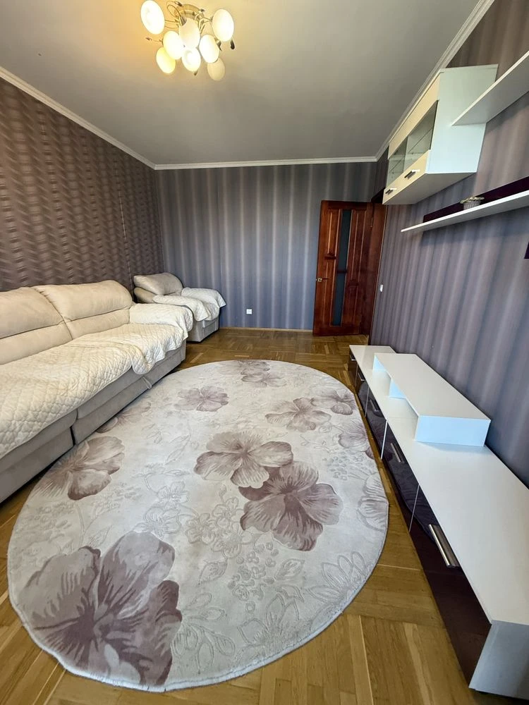 Urgent Sale: 4-Bedroom Apartment in Irpin, Kvitkova Street