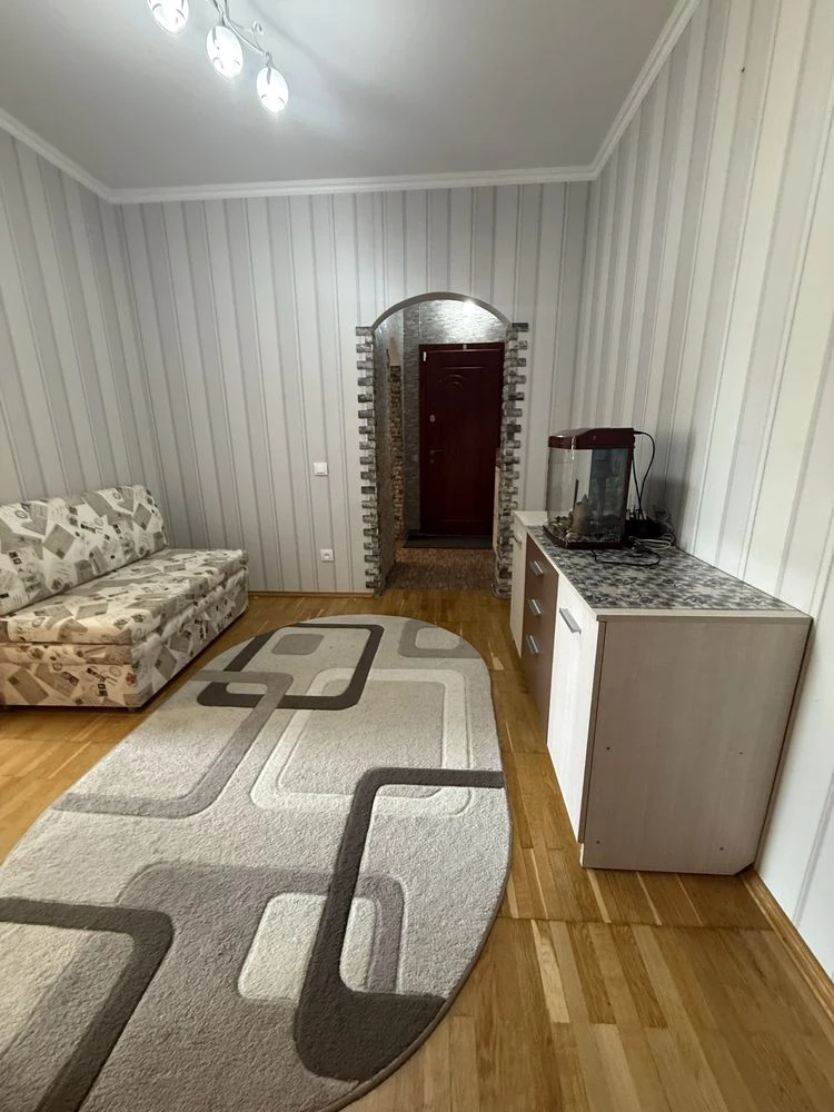 Urgent Sale: 4-Bedroom Apartment in Irpin, Kvitkova Street