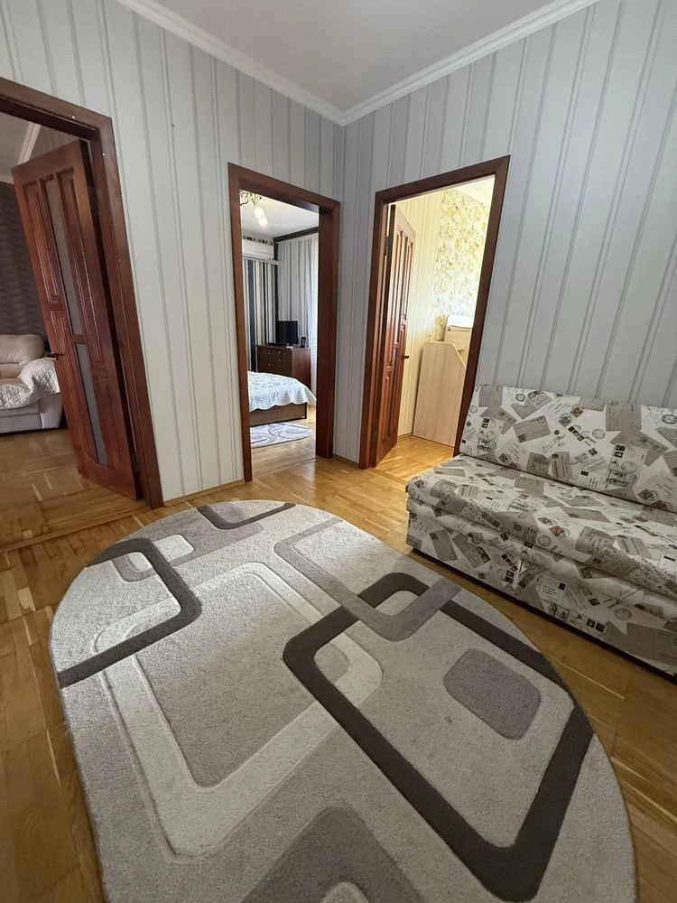 Urgent Sale: 4-Bedroom Apartment in Irpin, Kvitkova Street
