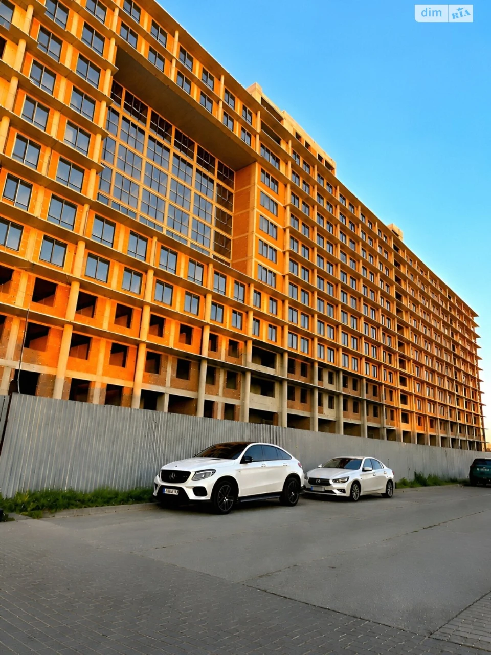 For sale Apartment Pivdennyi Massiv