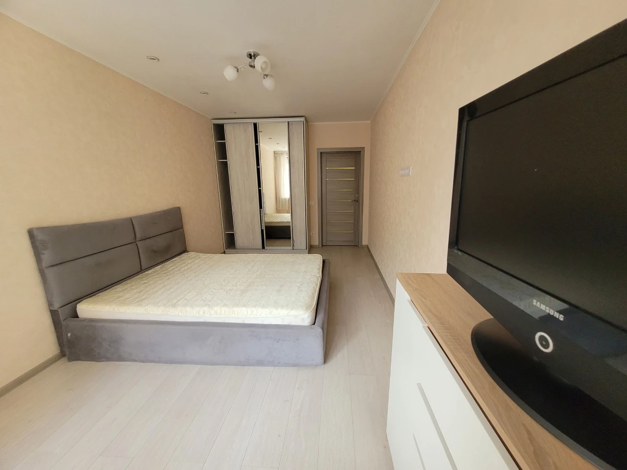 2 large apartment in the city center