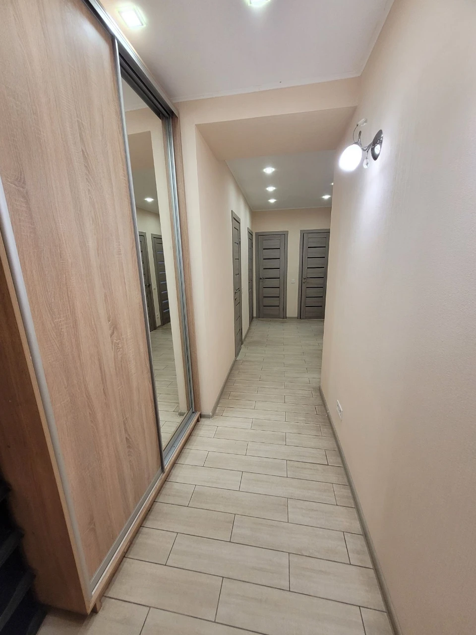 2 large apartment in the city center