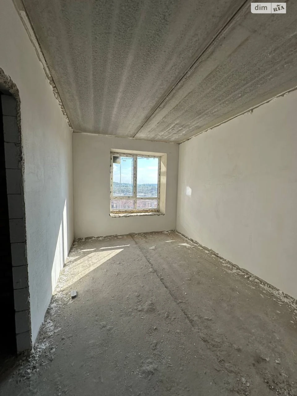 Sale Apartment Romaniвка
