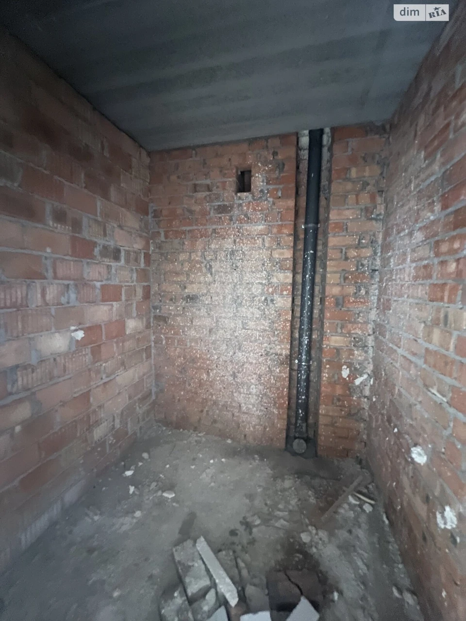 Apartment for Sale in Romanivka