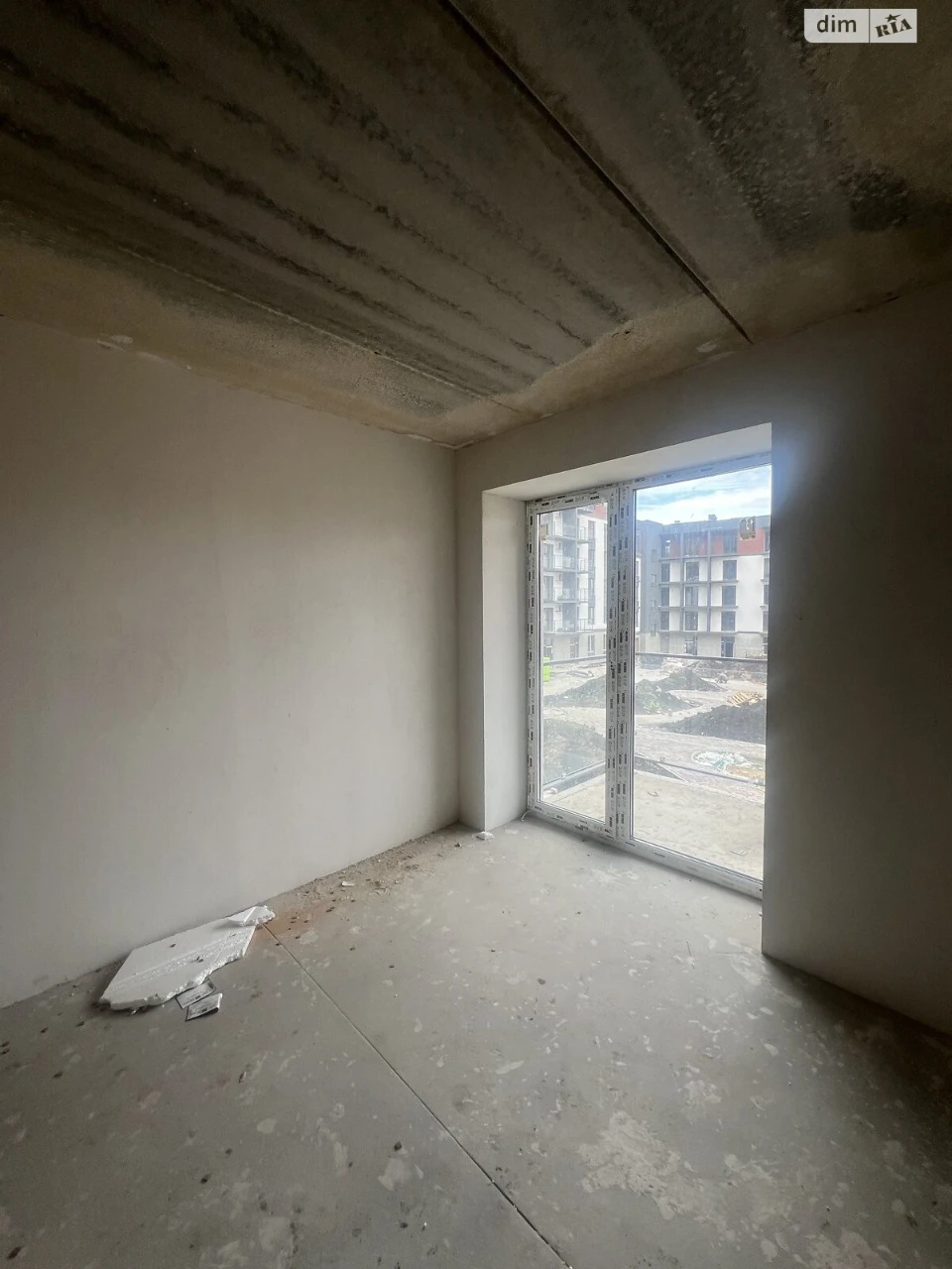 Apartment for Sale in Romanivka