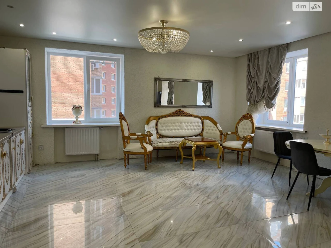 Apartment for Sale in Romaniyka