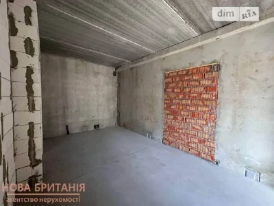 Продаж 1к квартири 41.1 кв. м на вул. Михайла Максимовича 26