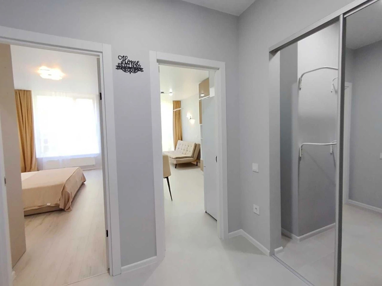 For Sale: 1-bedroom apartment with kitchenette in the Synergy area.