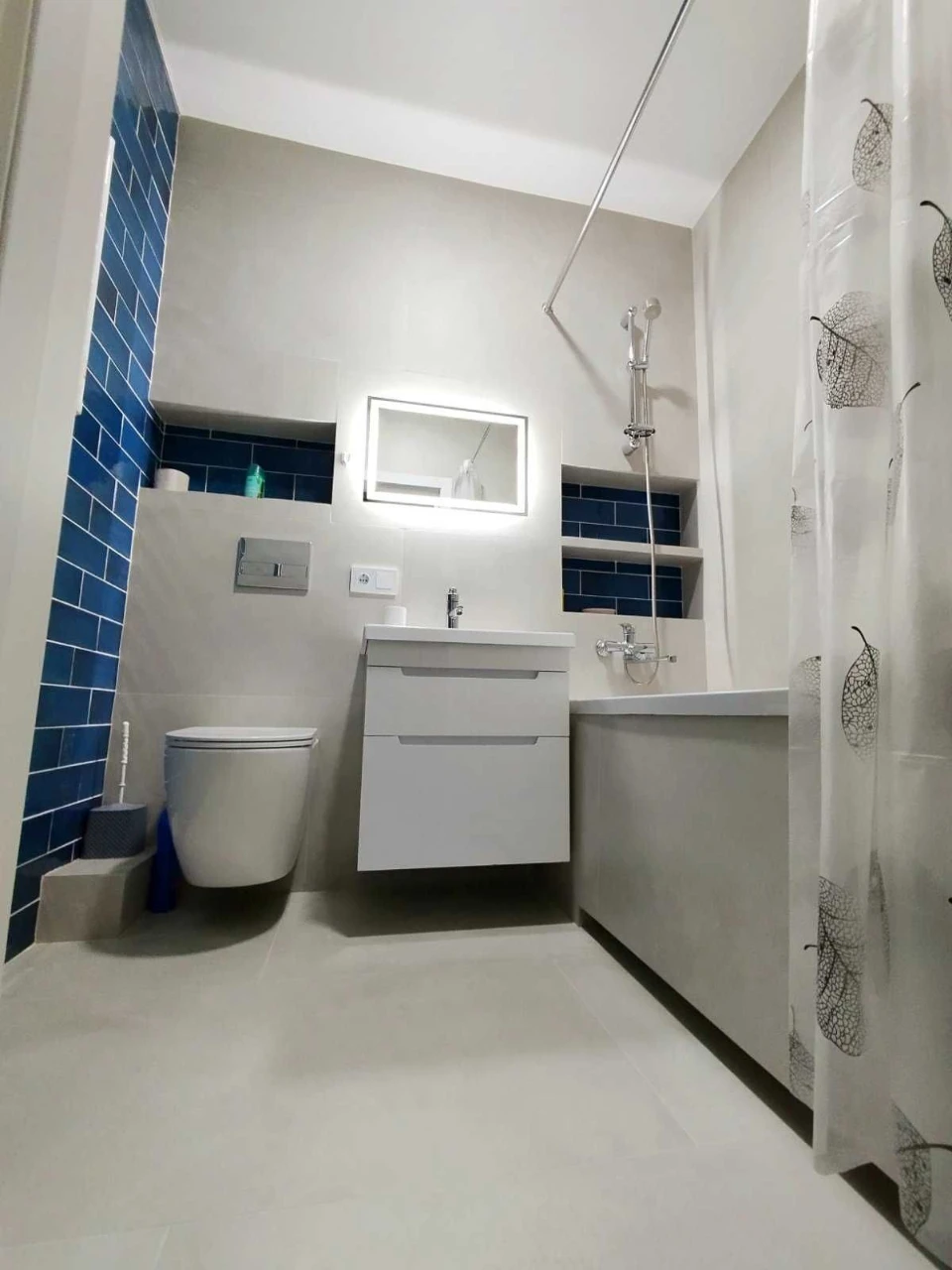 For Sale: 1-bedroom apartment with kitchenette in the Synergy area.