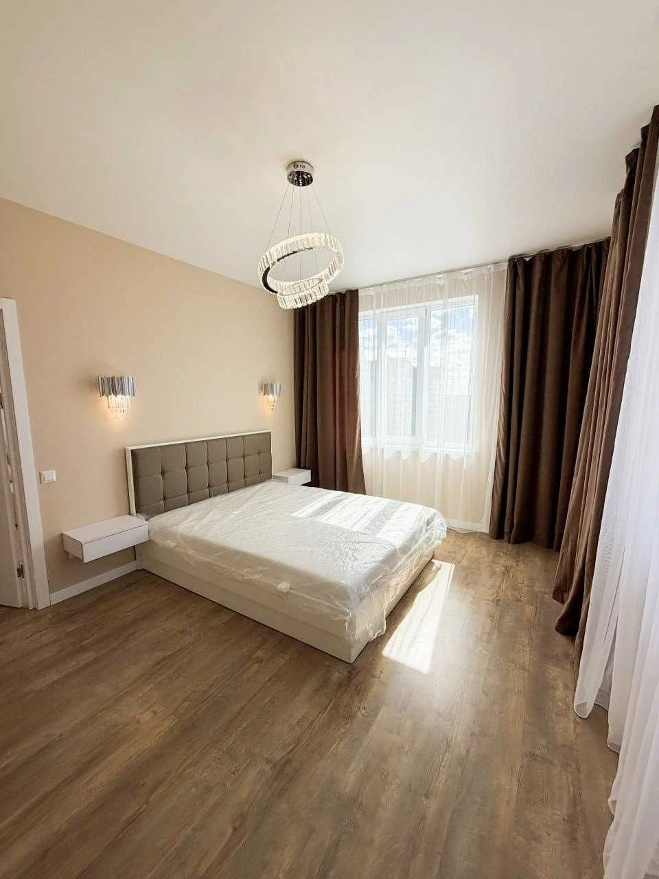 Euro 3 bedroom apartment with new renovation in Irpin | Minimum price