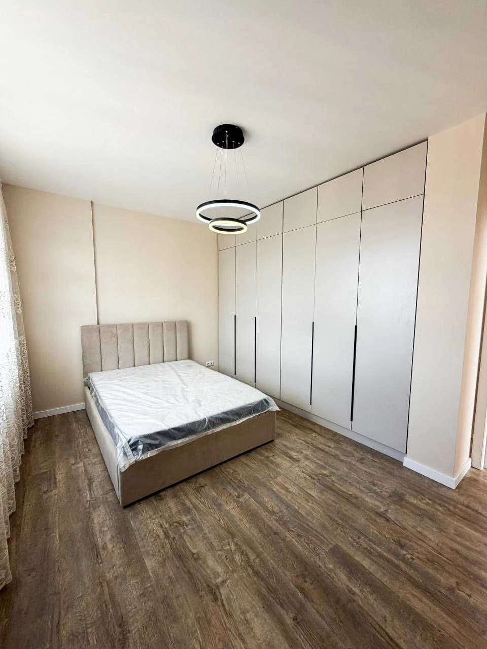 Euro 3 bedroom apartment with new renovation in Irpin | Minimum price