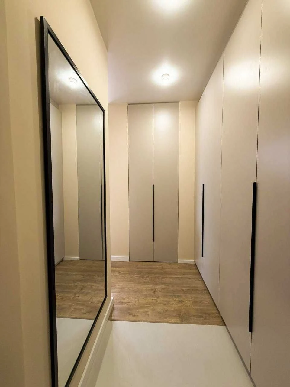 Euro 3 bedroom apartment with new renovation in Irpin | Minimum price