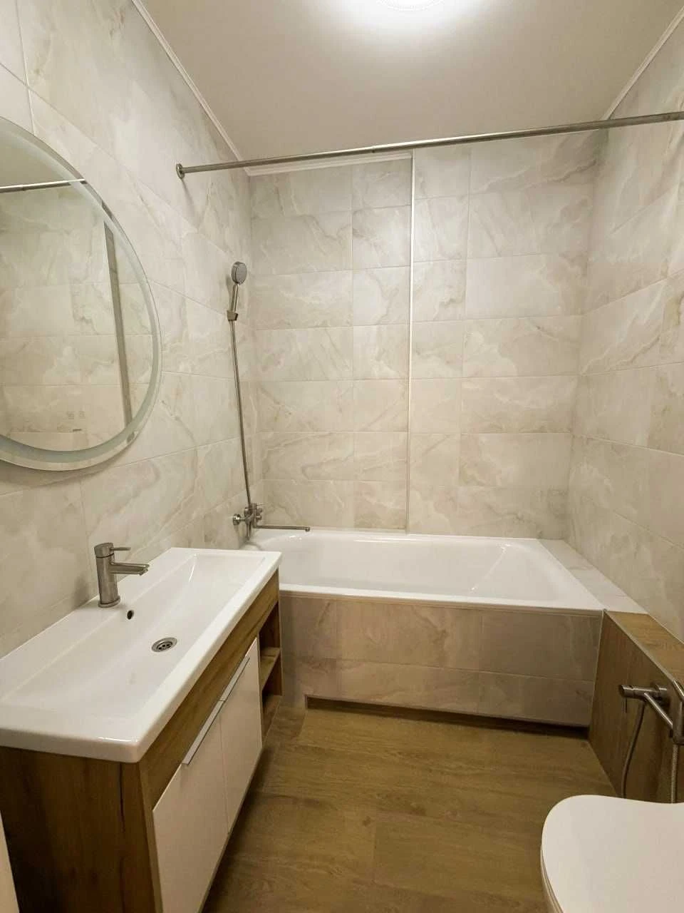Euro 3 bedroom apartment with new renovation in Irpin | Minimum price