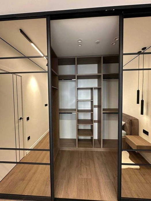 1 bedroom with new renovation on Vysochana St.