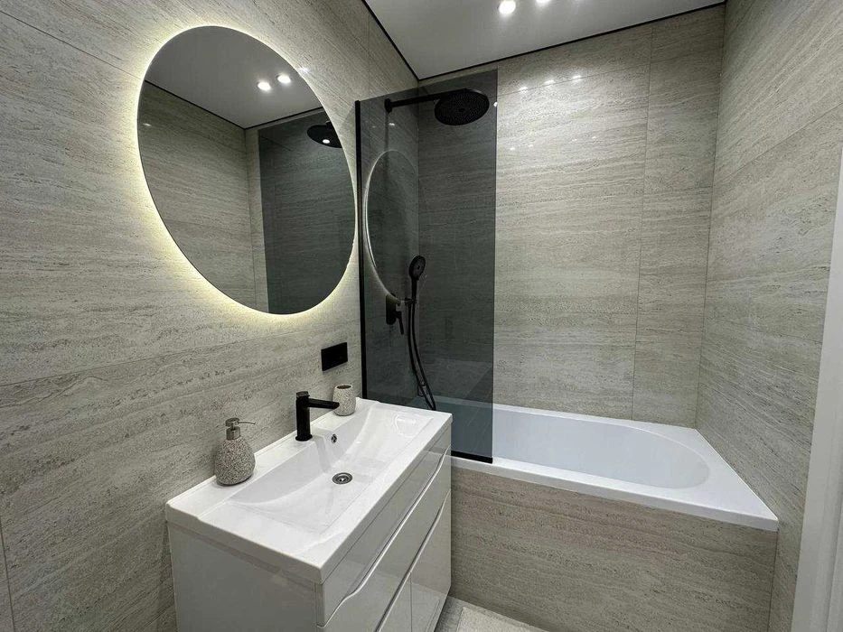 1 bedroom with new renovation on Vysochana St.