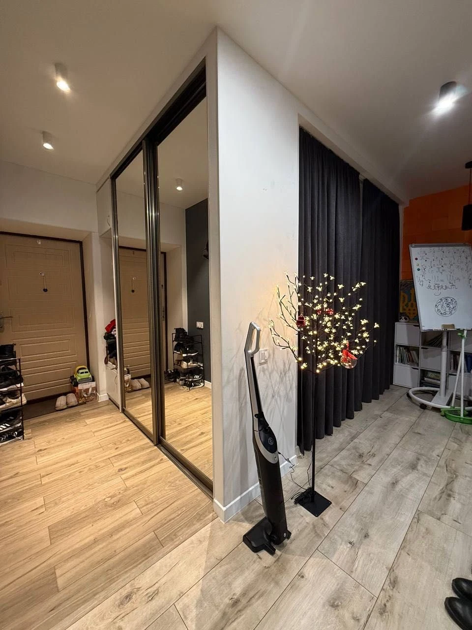 No commission | Registration fee — 2% | Residence "Fortuna 2" | 3rd floor |