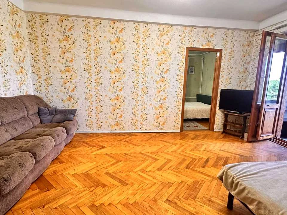 Apartment. Kyiv, Ruzhynska St. (Vilhelma Pika)
