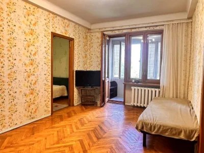 Apartment. Kyiv, Ruzhynska St. (Vilhelma Pika)