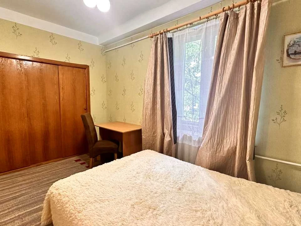Apartment. Kyiv, Ruzhynska St. (Vilhelma Pika)
