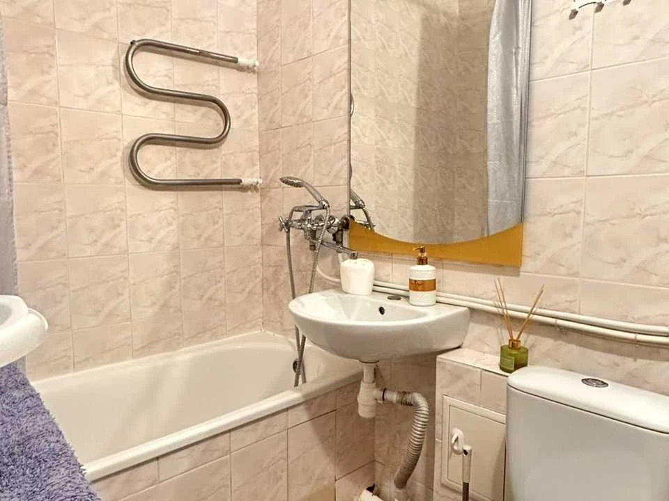 Apartment. Kyiv, Ruzhynska St. (Vilhelma Pika)