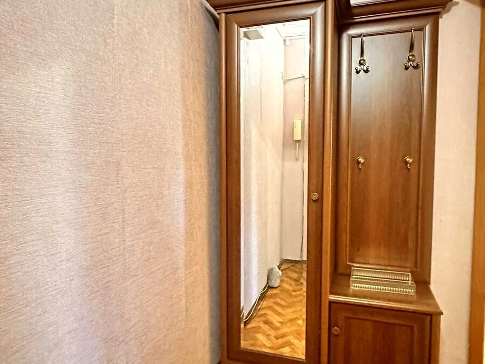 Apartment. Kyiv, Ruzhynska St. (Vilhelma Pika)