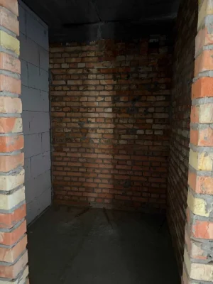 Продам роздільну 2к квартирау в Новобудові по Привабливій Ці