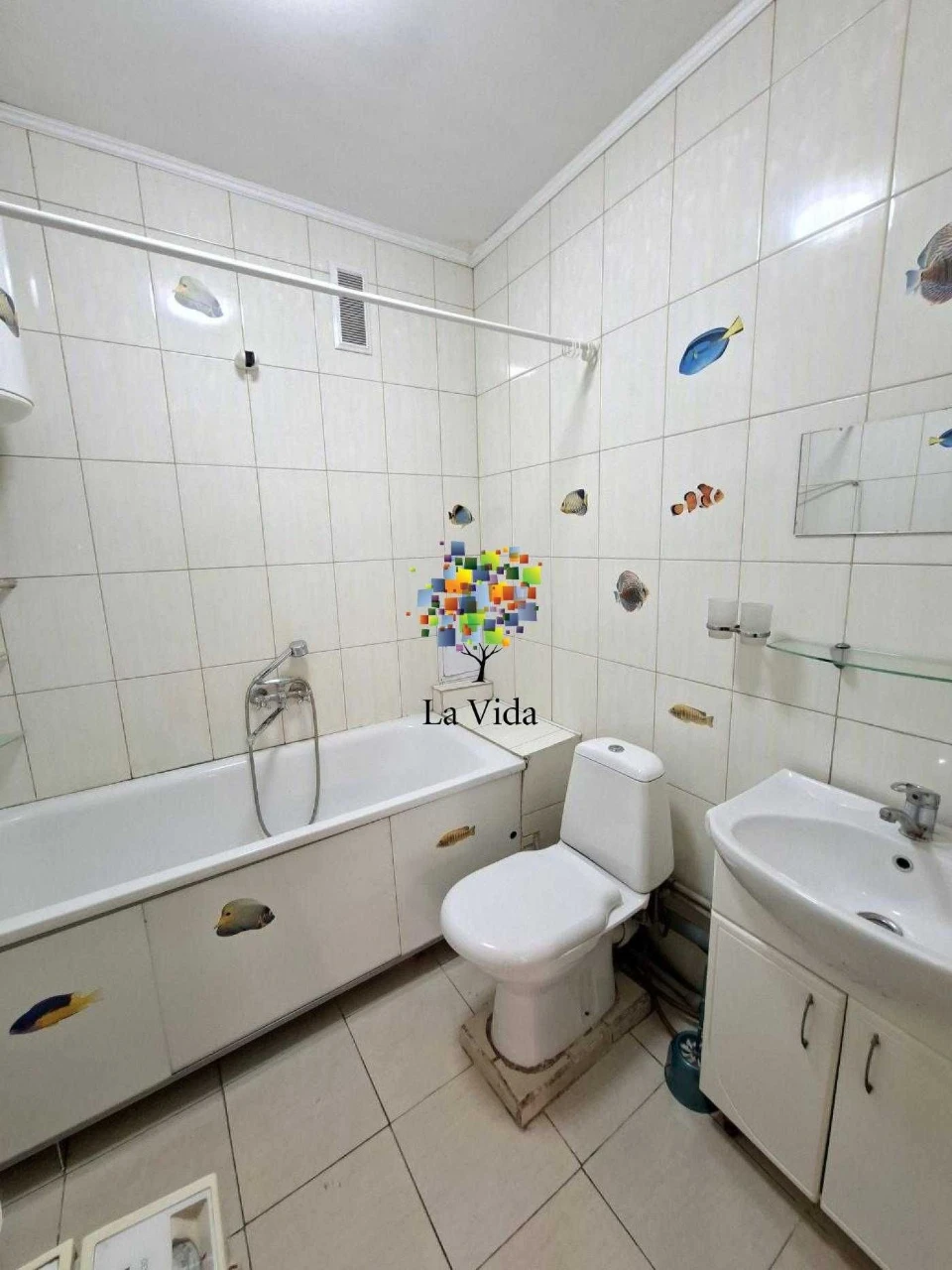 Продается отдельная 1-комнатная квартира в ЖК Нахимовский,