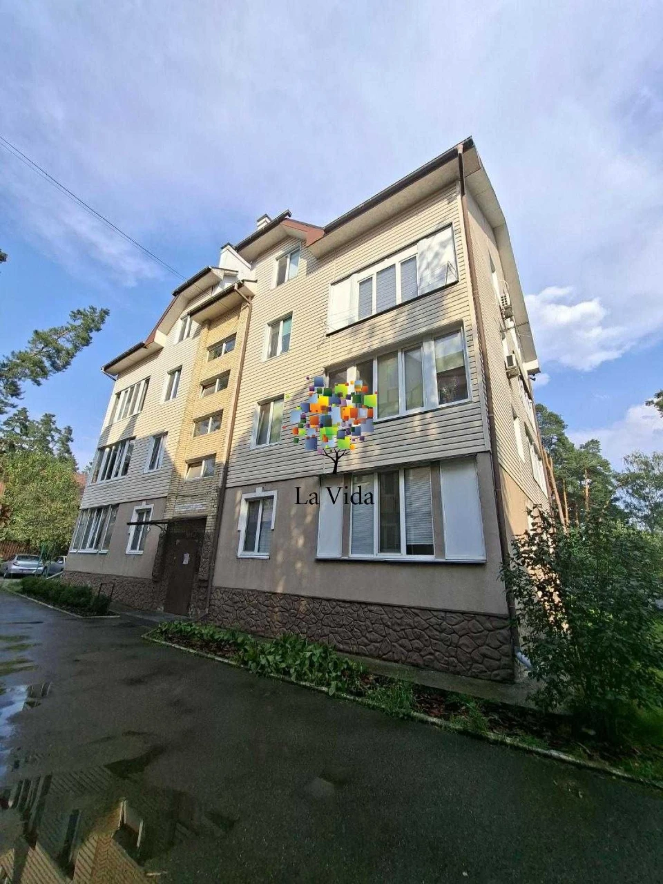 Продается отдельная 1-комнатная квартира в ЖК Нахимовский,