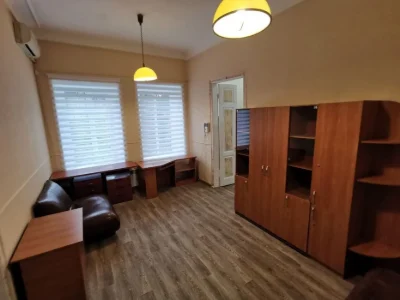 Продам 2 ком.квартиру ул.Ярослава Мудрого ,Центр