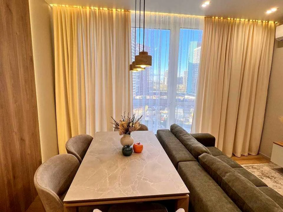 Apartment. Kyiv, Viktora Nekrasova St. (Pivnichno-Syretska)