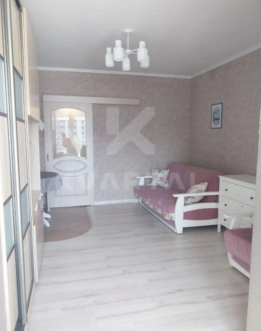 Apartment with renovation! Urgent! Closed complex!