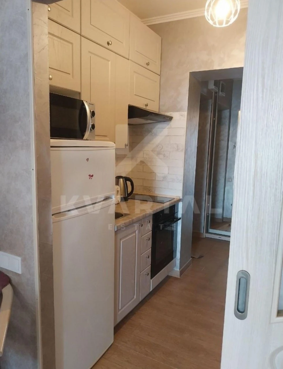 Apartment with renovation! Urgent! Closed complex!